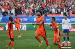 世界杯买球平台 -中超：“齐鲁德比”上演进球大战 青岛海牛赢球积分转正